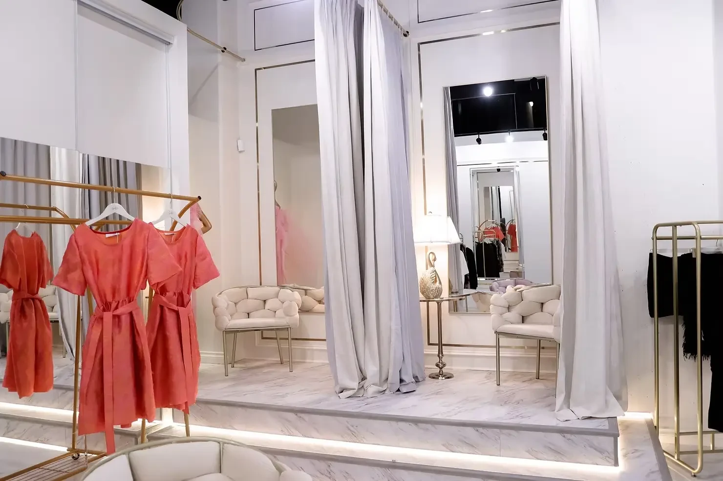 How Custom Couture Brings Your Vision to Life. Desktop Image